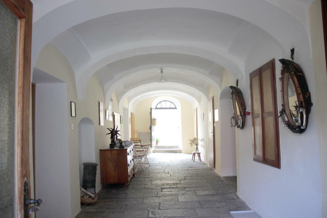 Im Muehlviertler Panorama Vierseithof Lembach im Muhlkreis